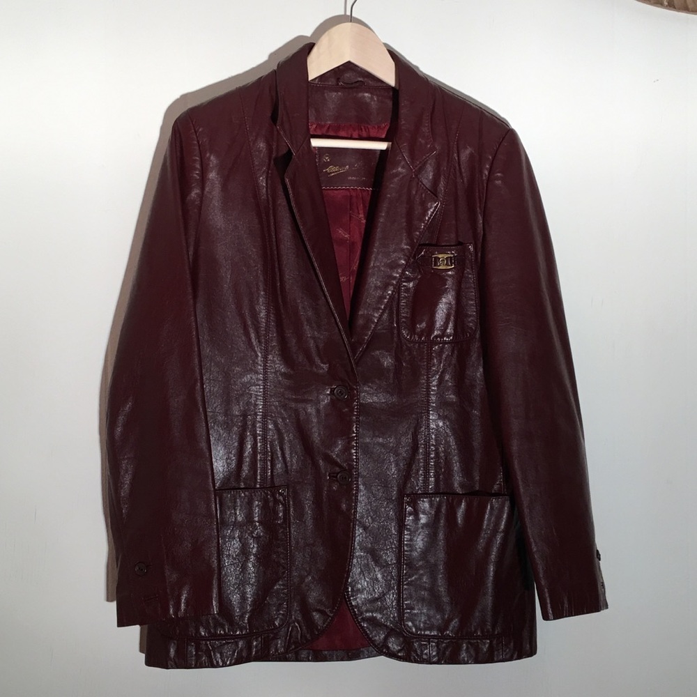 Etienne Aigner VTG leather jacket EUC!