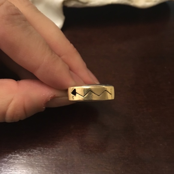 T Benally Sterling silver ring - Picture 3 of 4