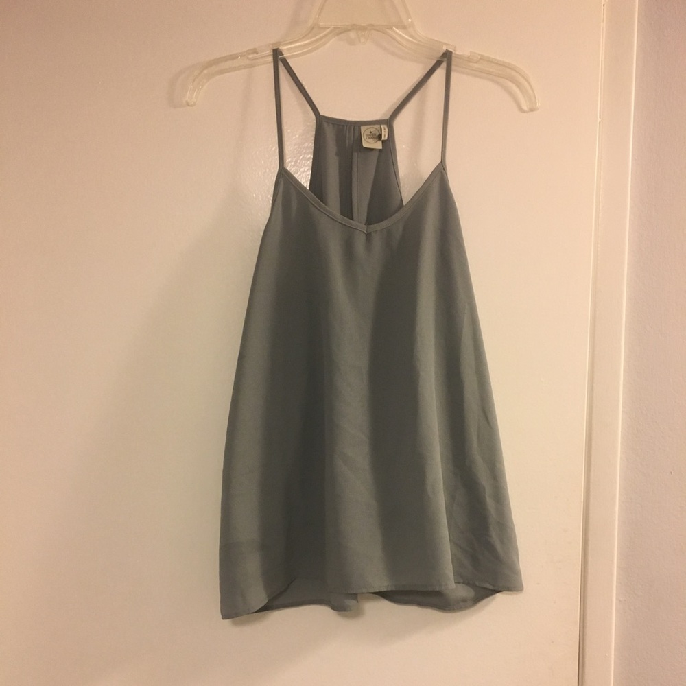 Grey tank top