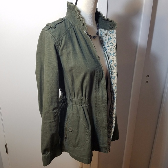 Elle Rolled Sleeve Light Jacket - Picture 3 of 6