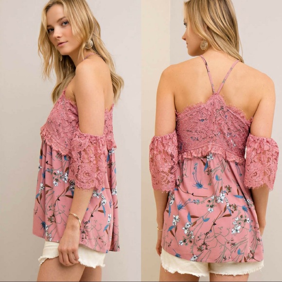 🆕Floral Open-Shoulder Contrast Lace Halter Top - Picture 2 of 4