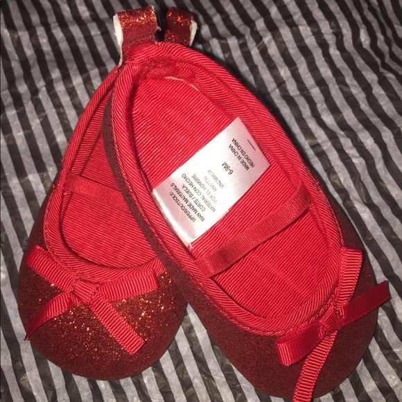 Carter's Other - Gorgeous Red Glittery Crib Slippers with Bows NWOT