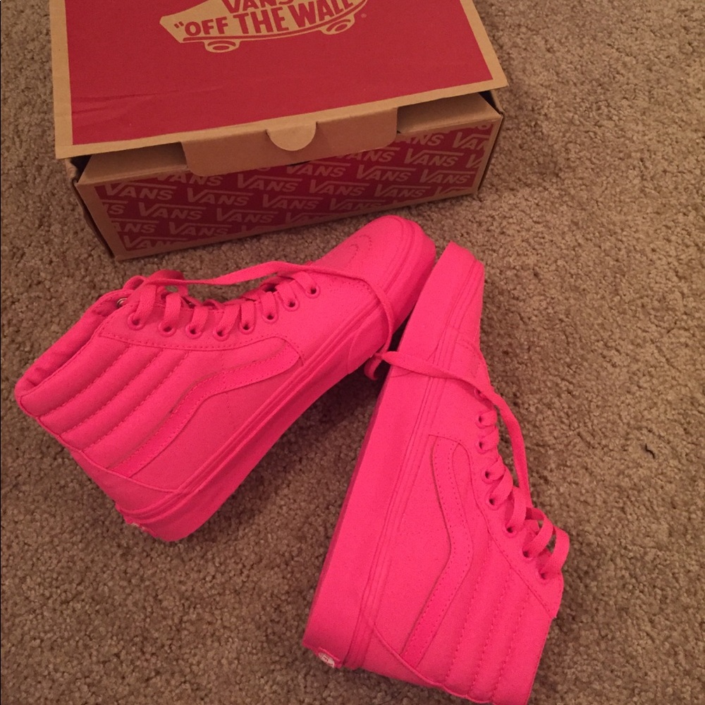 Vans skateboard shoes sneaker hot pink
