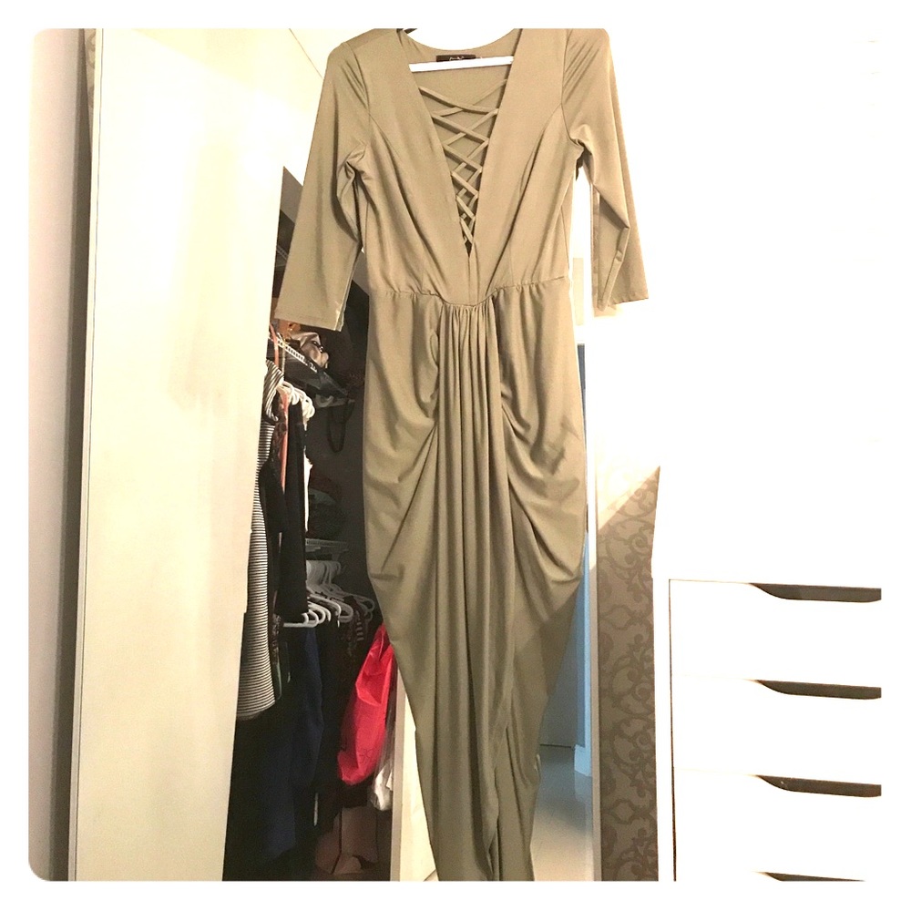 Long sleeve green dress