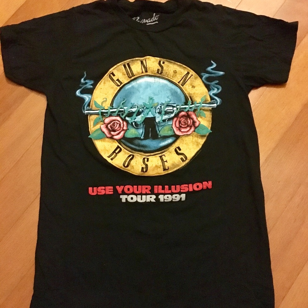 GUNS N ROSES 🌹 TEE