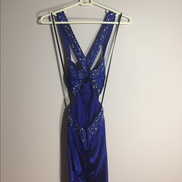 Prom Dress - Picture 2 of 3