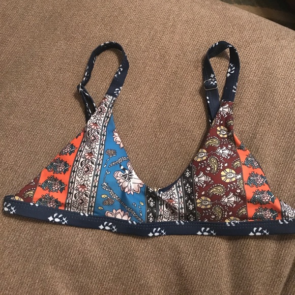 Bikini top - Picture 1 of 2