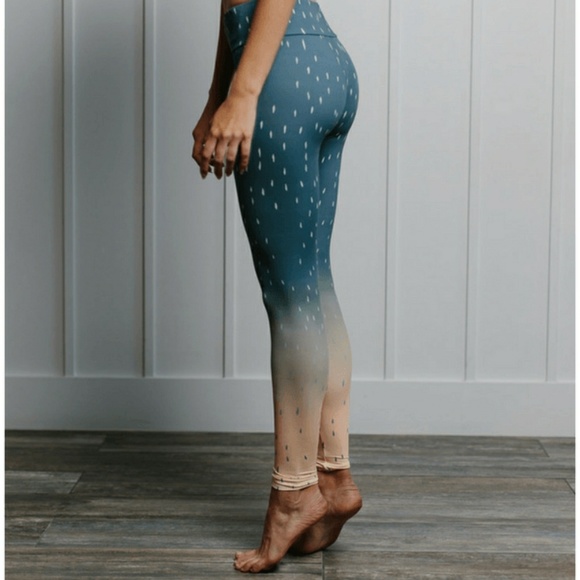 New Sorbet Leggings by Peony - Activewear - Picture 3 of 3