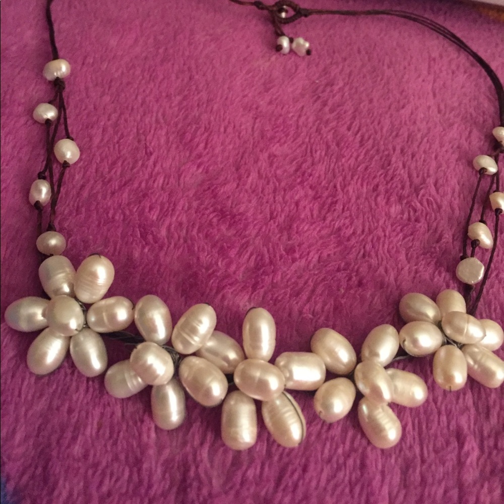 Beautiful pearl necklace from Costa Rica!!
