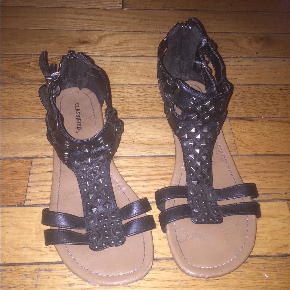 Black sandals
