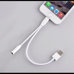 New IPhone 7, 7Plus 2 In 1 Adapter