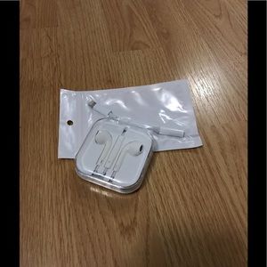 Apple iPhone Earphone & Iphone 7 Adapter