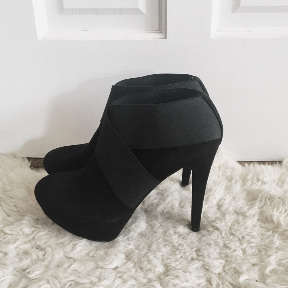Stuart Weitzman stiletto ankle booties - Picture 3 of 6