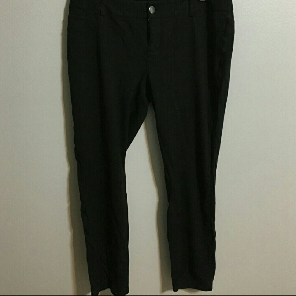Black jeggings
