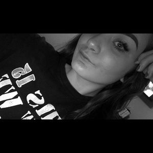 Meet your Posher, Breanna