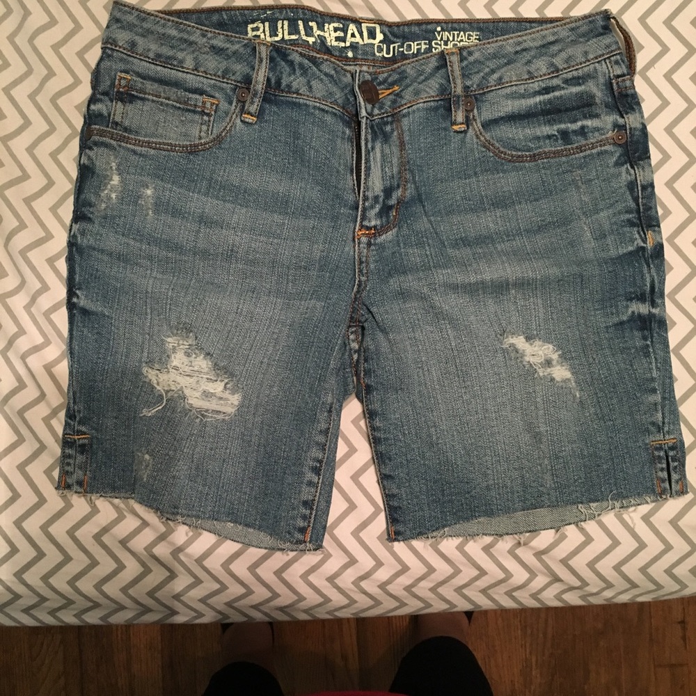 New Bullhead vintage cut-off short