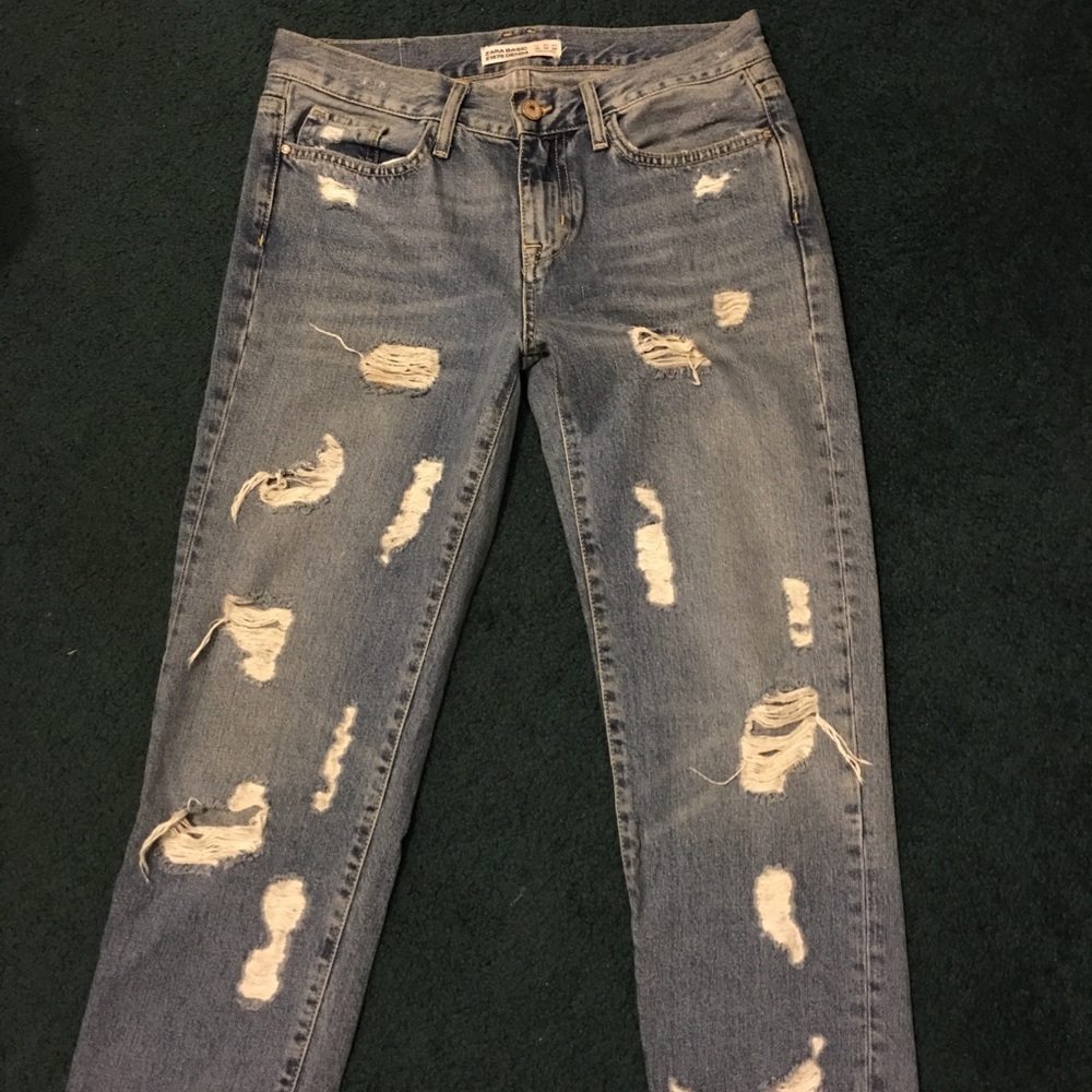 Ripped boyfriend jeans