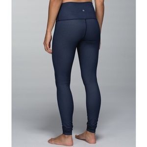 •SALE• Lululemon Wunder Under roll down sz 4