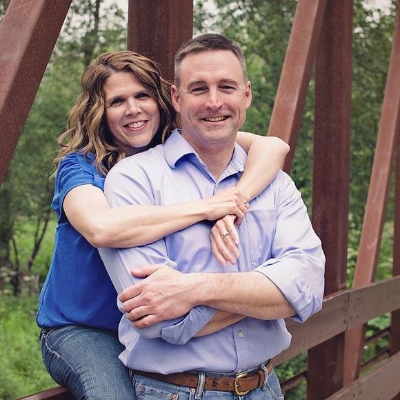 Meet your Posher, Julie - Picture 1 of 1