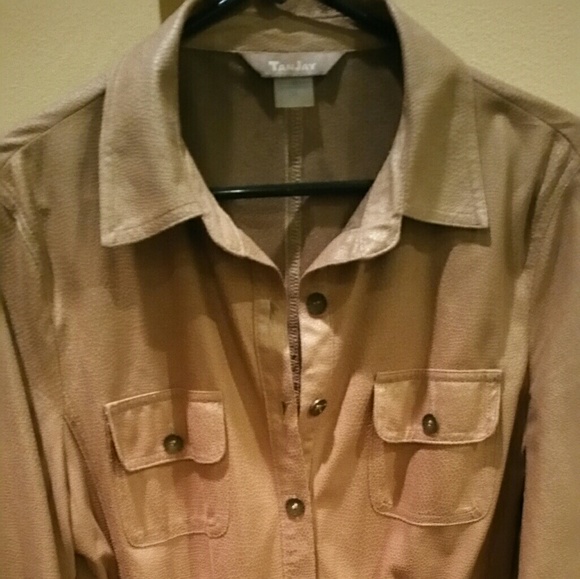 PRICE DROP! Faux Suede top/light jacket - Picture 4 of 4