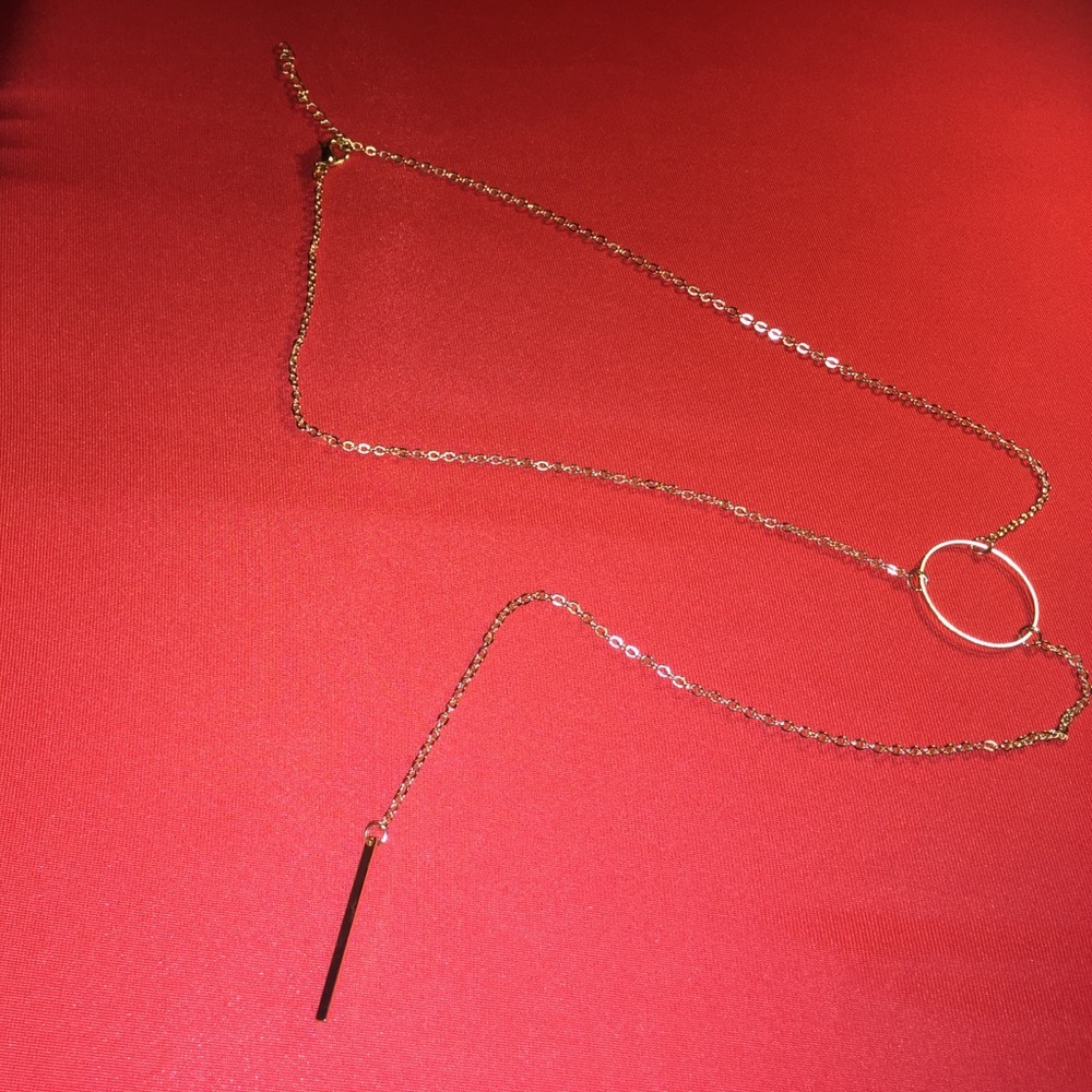 Gold circle and bar Y necklace - Picture 3 of 6