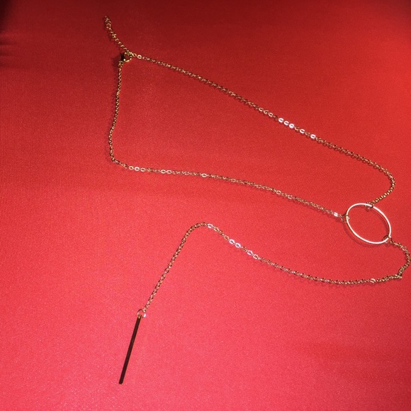 Gold circle and bar Y necklace - Picture 3 of 6