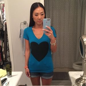 F21 electric blue heart fitted V neck tee