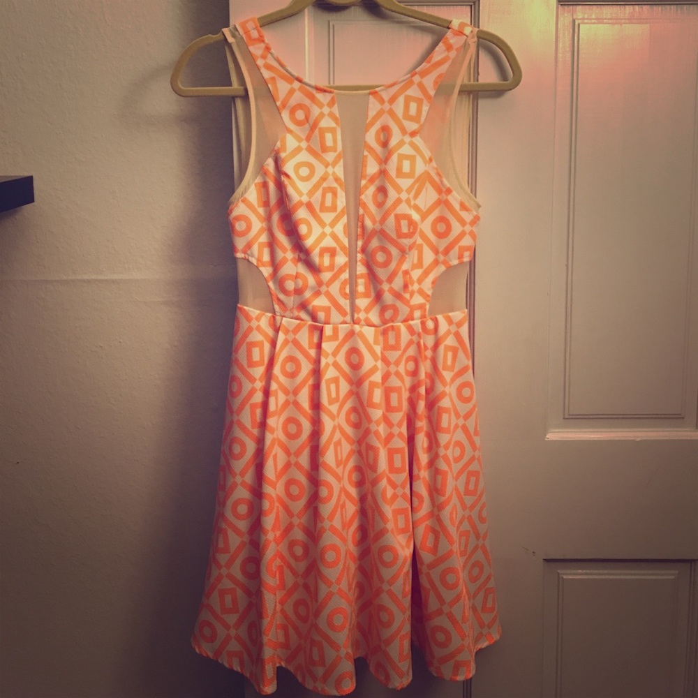 En Creme Deep V back Skater Dress