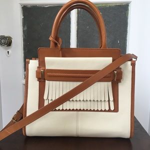 FINAL PRICE🎄 Small Tassel Bag