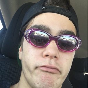 Meet your Posher, Erik