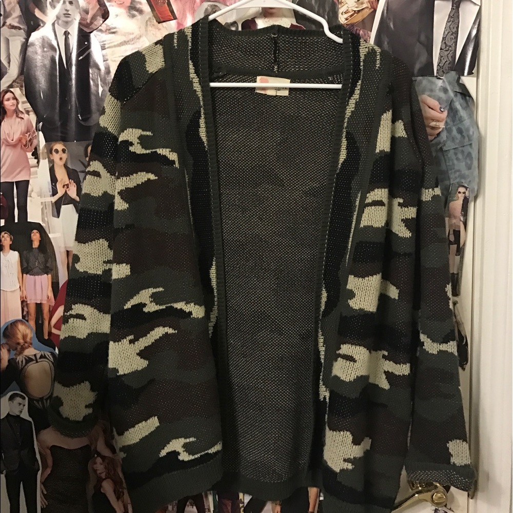 CAMO CARDIGAN