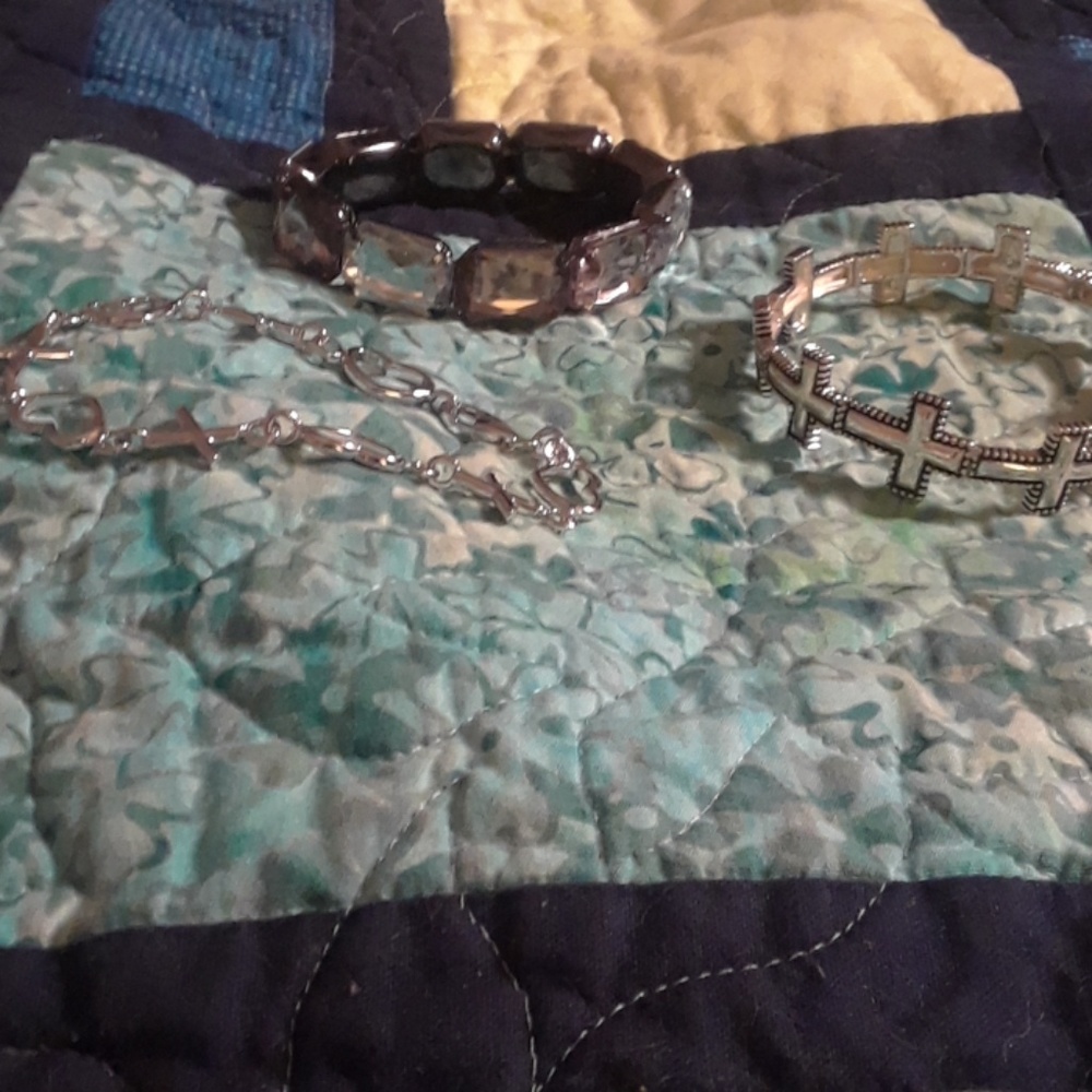 3 cute bracelets!