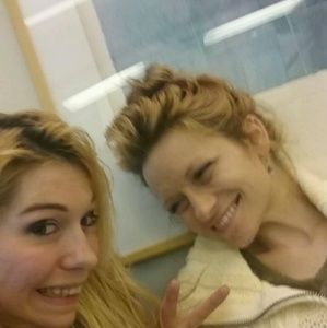 Meet your Posher, Adrienne