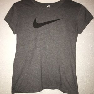 Nike women's logo tee
