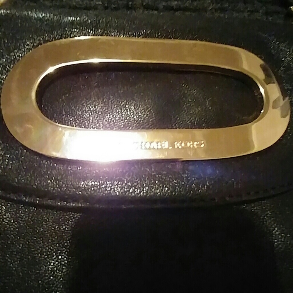 Purse - Picture 2 of 3