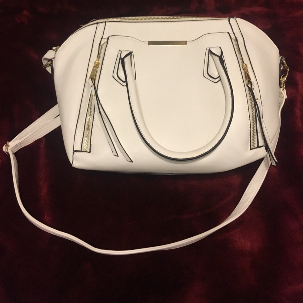 MOSSIMO WHITE PURSE