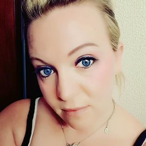 Meet your Posher, Katrina