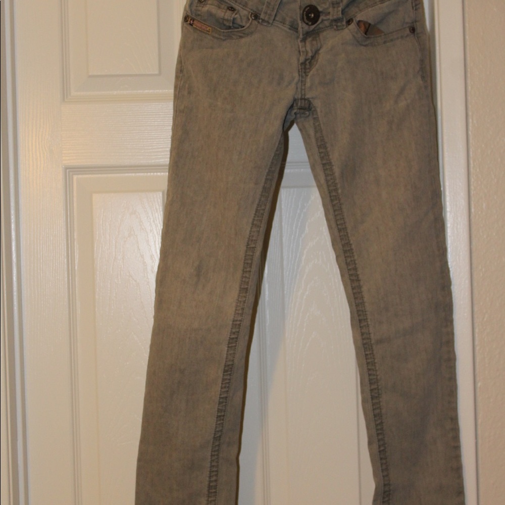 Skinny jeans