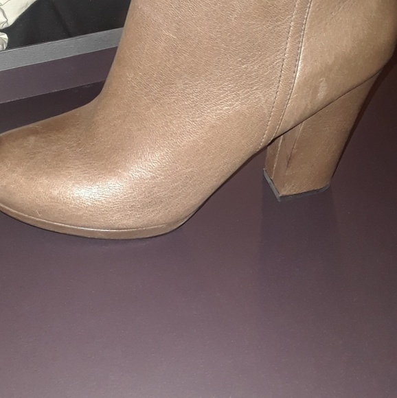 Prada boots - Picture 3 of 6