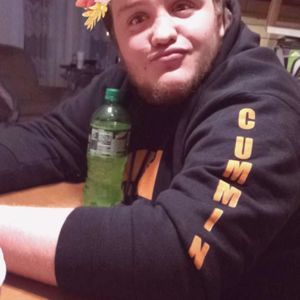 Meet your Posher, Collin