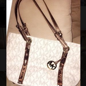 Micheal Kors Sequins Purse