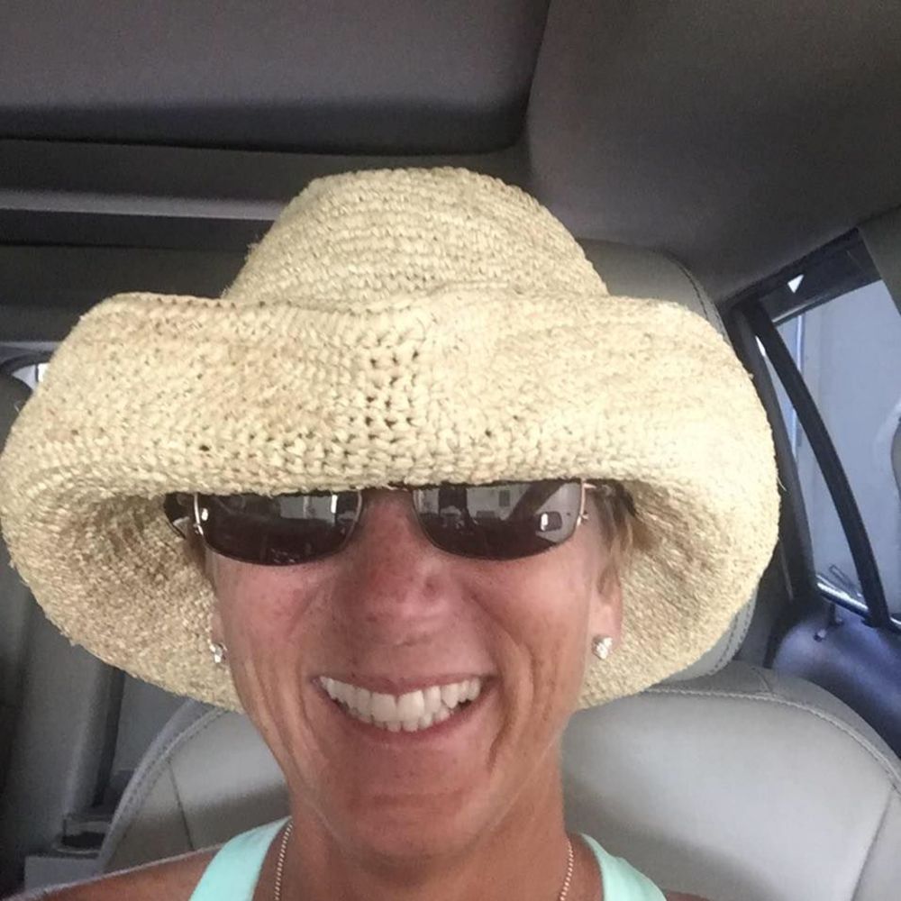 Meet your Posher, Laura