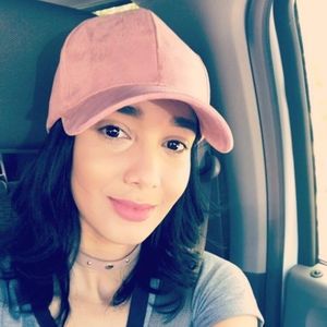 Meet your Posher, Laura