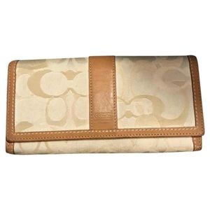 Coach wallet authentic