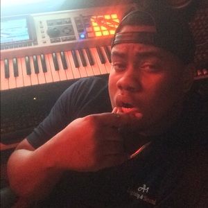 Meet your Posher, Kelby