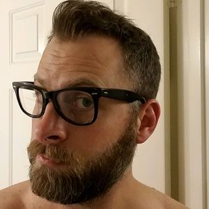 Meet your Posher, Christopher