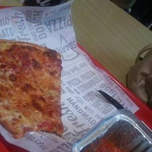 Meet your Posher, Lorraine