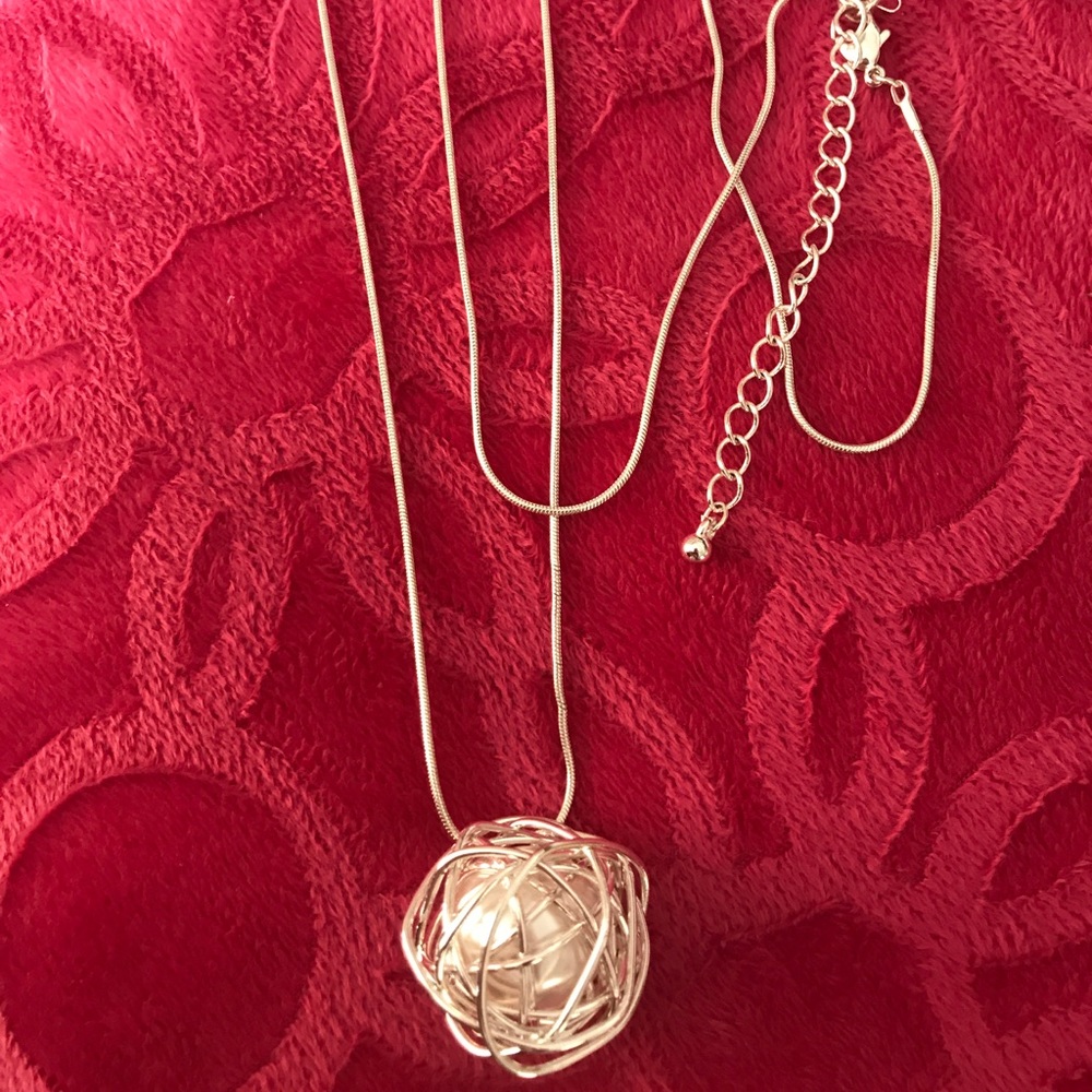 Fashion necklace