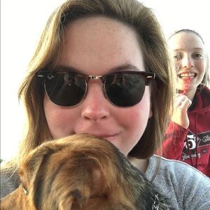 Meet your Posher, Megan