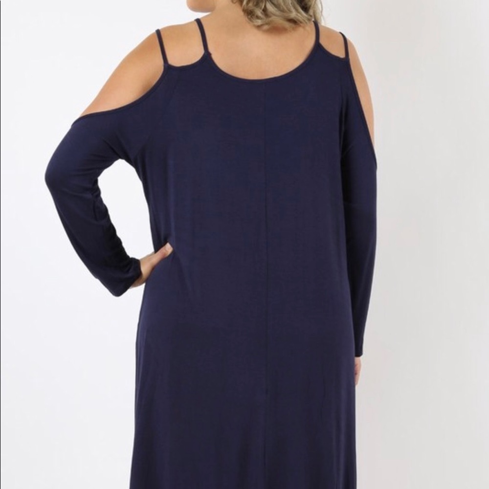 🔥🔥PLUS🔥🔥Chantal Open Shoulder Dress🔥🔥 - Picture 3 of 4